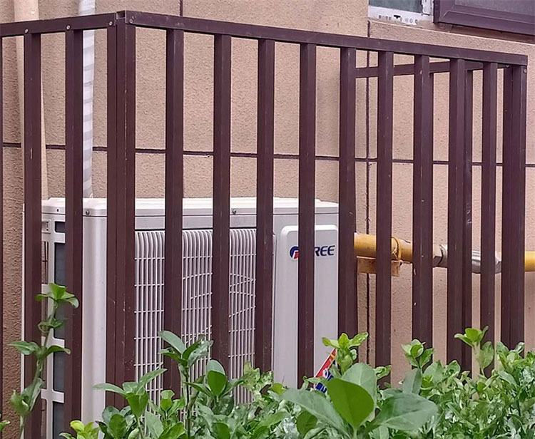 彩色不锈钢空调栏杆实用案例